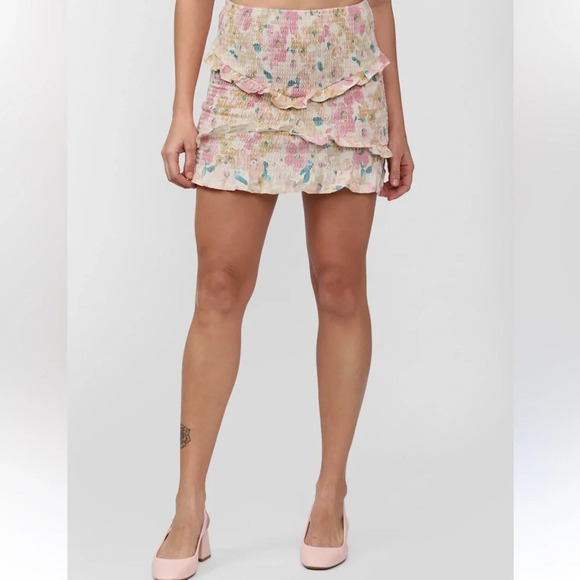FOREVER 21 smocked floral print ruffle skirt size M - Picture 1 of 9